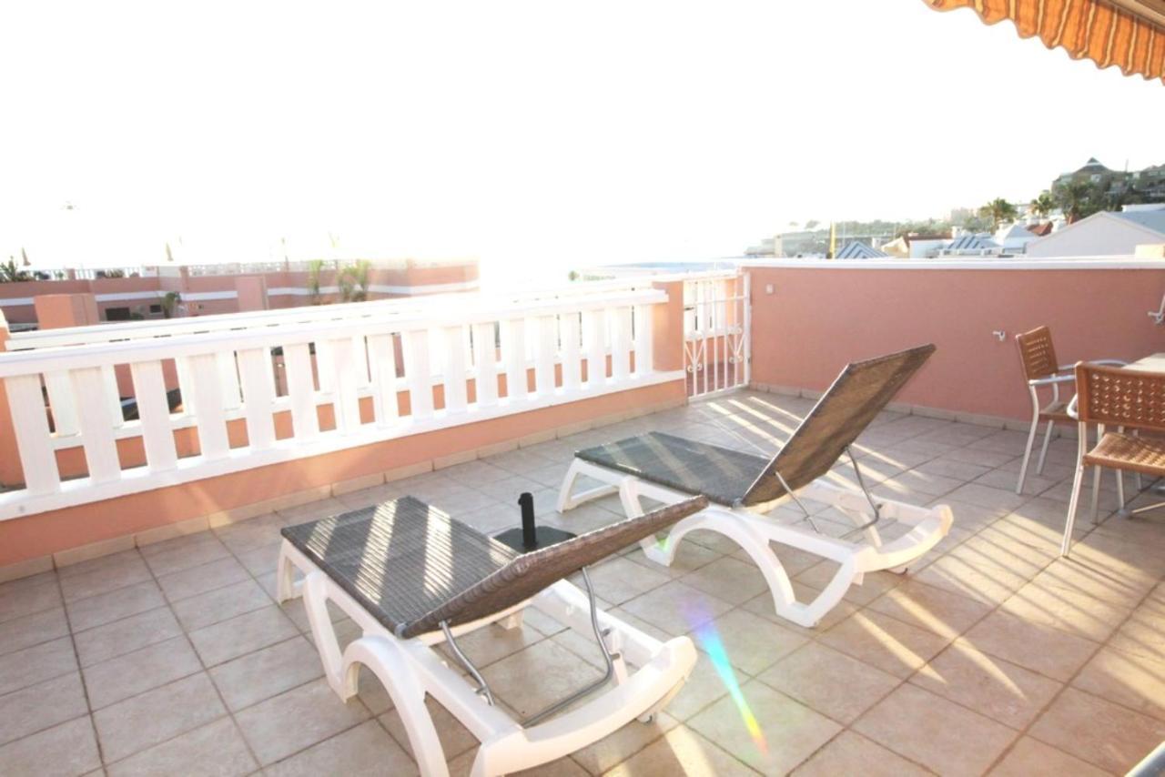 Apartment With Terrace On The Seafront In Playa Fanabe アデヘ エクステリア 写真