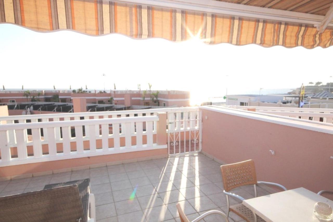 Apartment With Terrace On The Seafront In Playa Fanabe アデヘ エクステリア 写真
