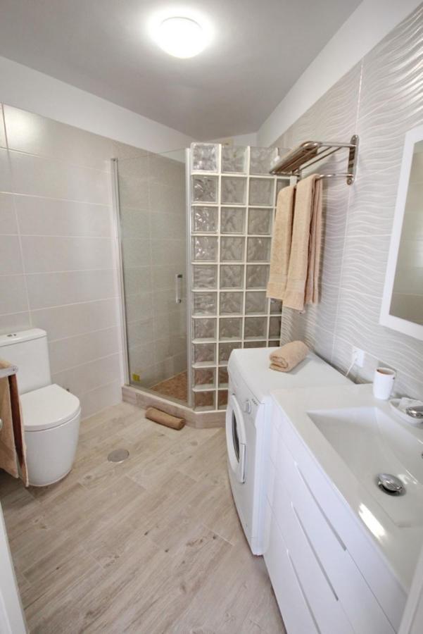 Apartment With Terrace On The Seafront In Playa Fanabe アデヘ エクステリア 写真